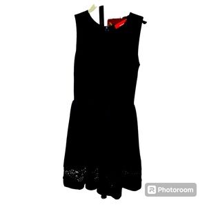 Women’s RED Saks Fifth Avenue Black Sleeveless Midi Dress US M made USA Stretch